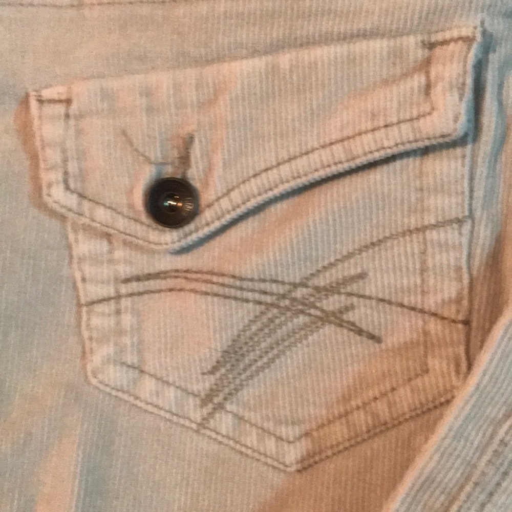 Pants - Picture 4 of 4